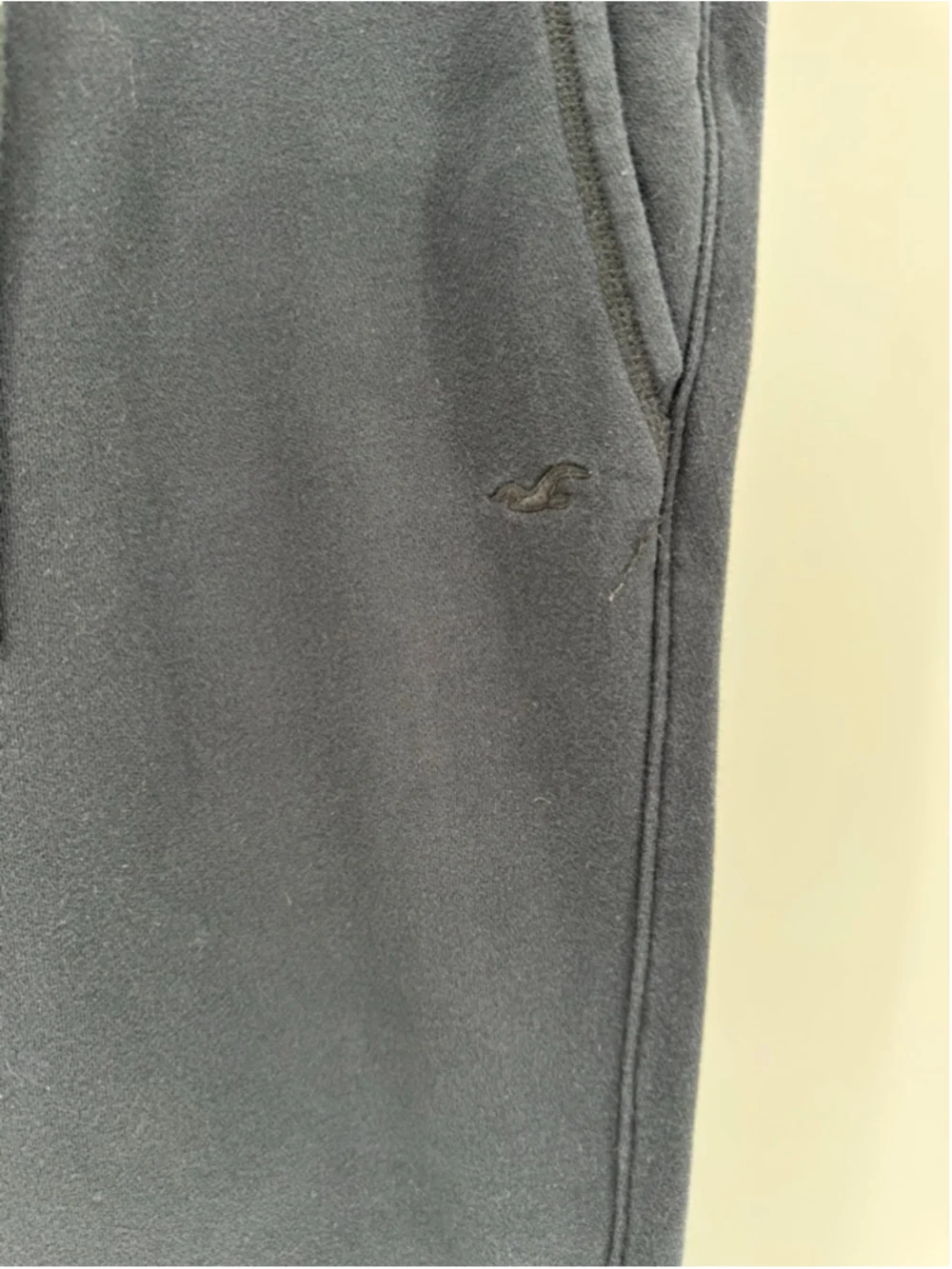 Hollister Men's Black Sweatpants Joggers Medium